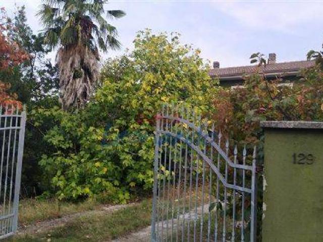 Villa Indipendente in vendita a Fornello, Ziano Piacentino