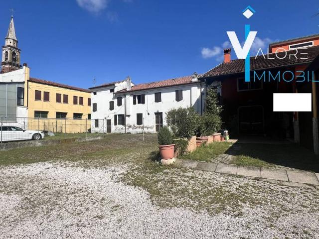 Villa Indipendente in vendita a Zimella, Veneto