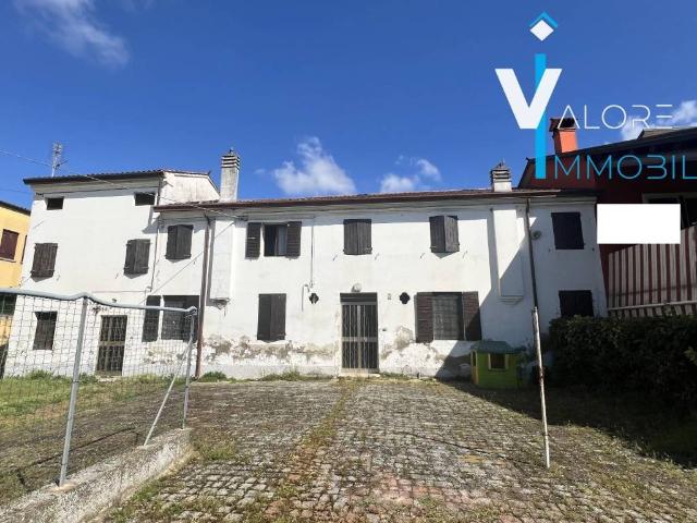 Villa Indipendente in vendita a Zimella, Veneto