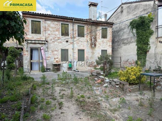 Villa Indipendente in vendita a Zimella, Veneto