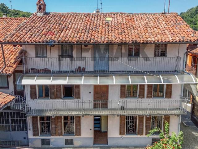 Villa Indipendente in vendita a Piemonte, Biella