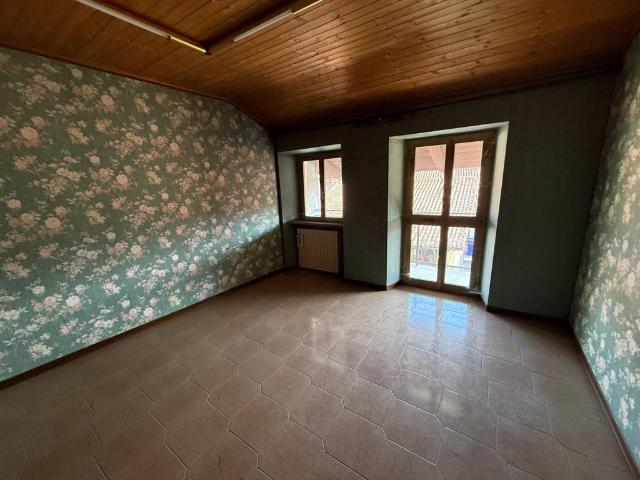 Villa Indipendente in vendita a Piemonte, Biella