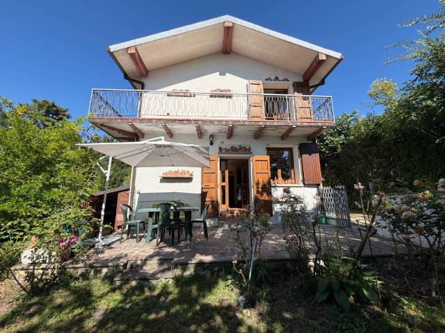 Villa Indipendente in vendita a Unione di comuni Terre di Castelli, Zocca