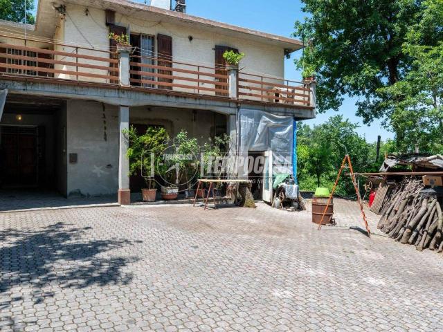 Villa Indipendente in vendita a Unione di comuni Terre di Castelli, Zocca