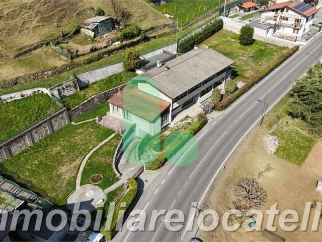 Villa Indipendente in vendita a Comunità Montana della Valle Brembana, Zogno