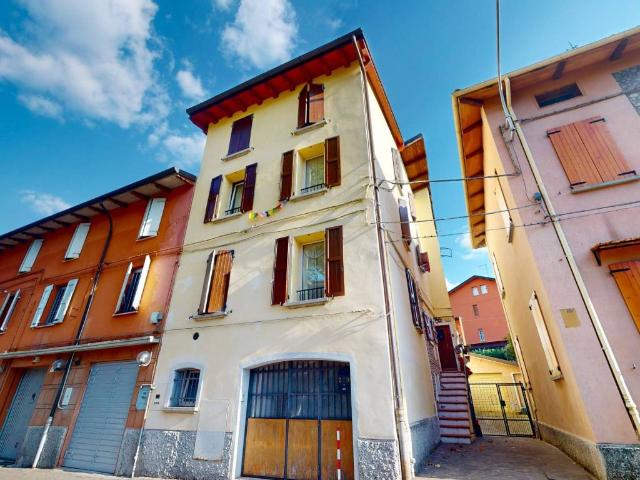 Villa Indipendente in vendita a Unione dei comuni Valli del Reno, Lavino e Samoggia, Zola Predosa