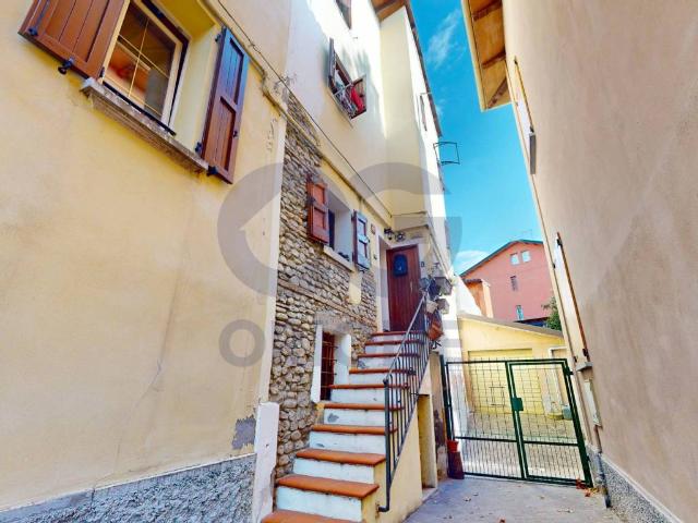 Villa Indipendente in vendita a Unione dei comuni Valli del Reno, Lavino e Samoggia, Zola Predosa