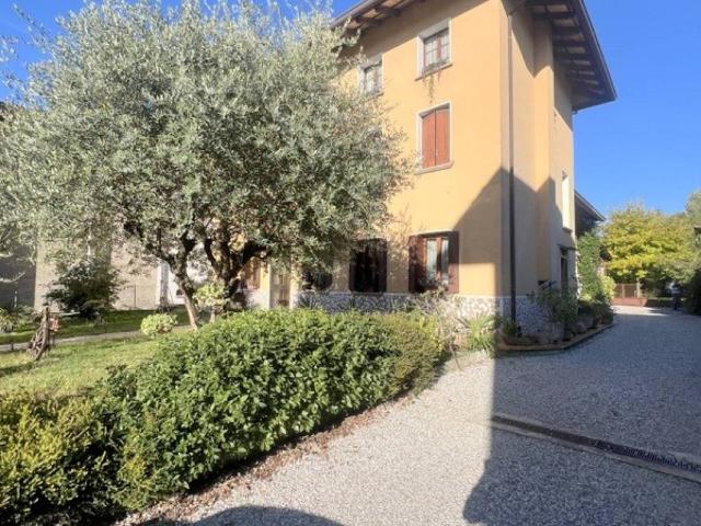 Villa Indipendente in vendita a Castions / Cjasteons, Zoppola / Çopule