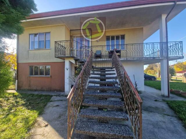 Villa Indipendente in vendita a Zoppola, Friuli-Venezia Giulia