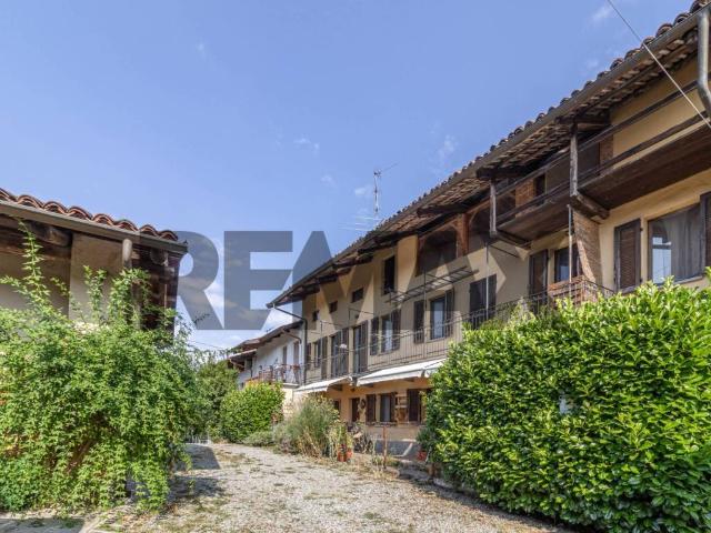 Villa Indipendente in vendita a Piemonte, Biella
