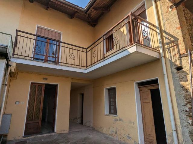 Villa Indipendente in vendita a Piemonte, Biella