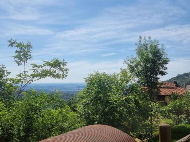 Villa Indipendente in vendita a Piemonte, Biella