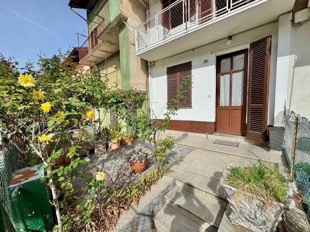 Villa Indipendente in vendita a Uberti, Zumaglia