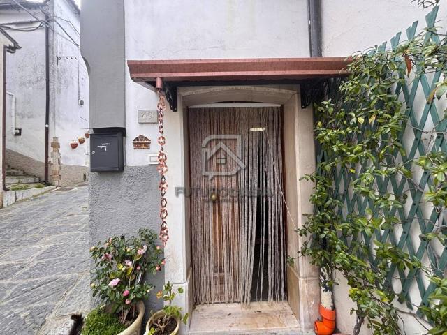 Villa Indipendente in vendita a Zungoli, Campania
