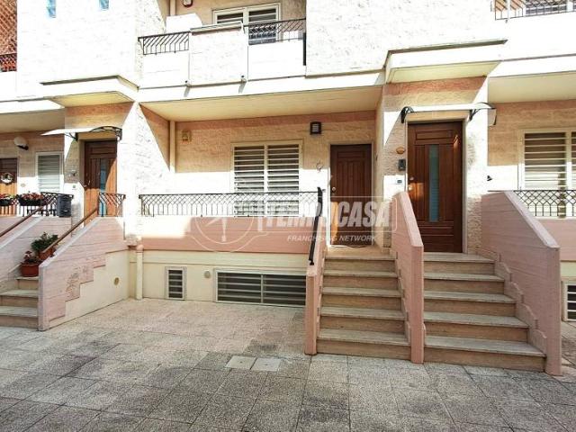 Villa Indipendente in vendita a Puglia, Bari