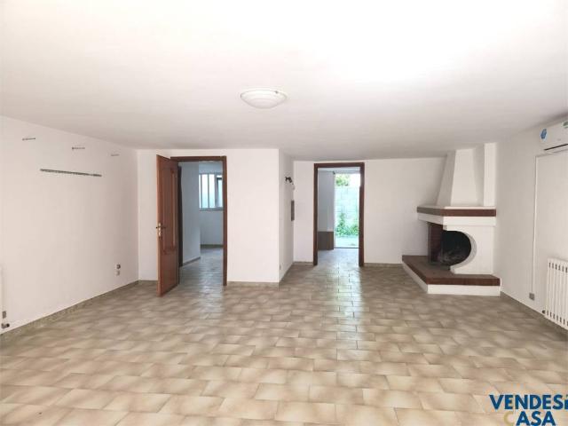 Villa Indipendente in vendita a Puglia, Bari