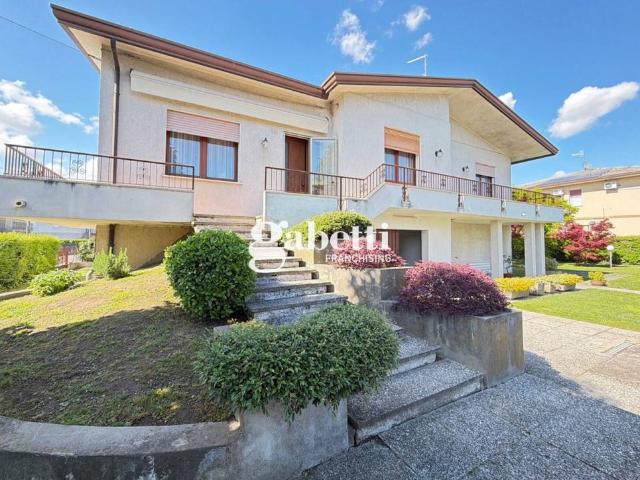 Villa Indipendente in vendita a Agna, Veneto