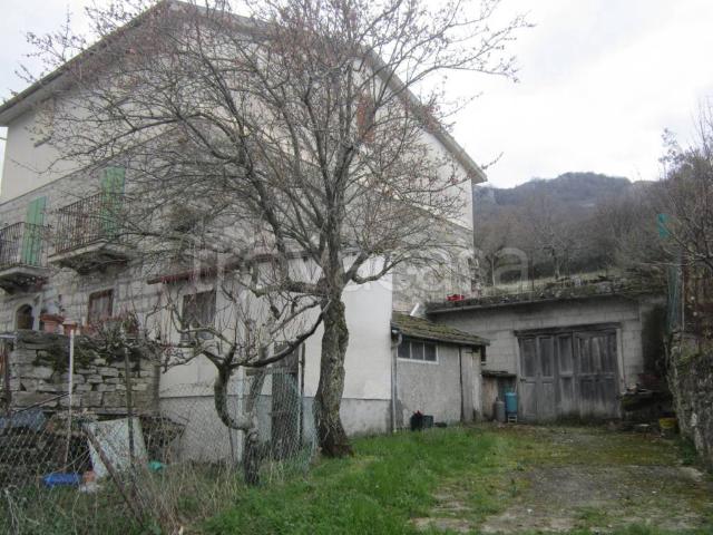 Villa Indipendente in vendita a Agnone, Molise