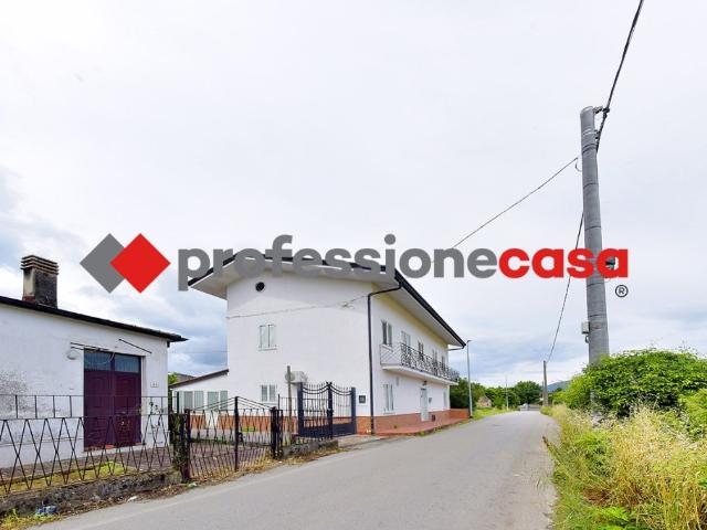 Villa Indipendente in vendita a Alife, Campania