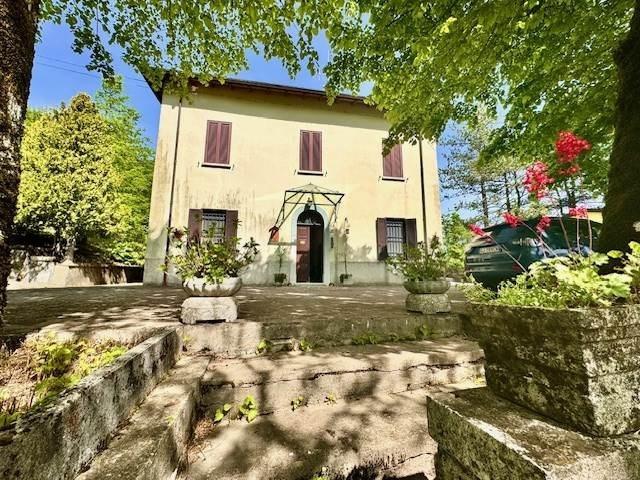Villa Indipendente in vendita a Unione dell'Alto Reno, Granaglione