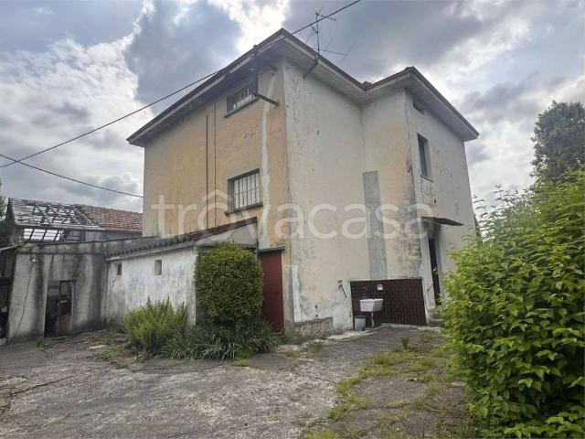 Villa Indipendente in vendita a Anzano Del Parco, Lombardia