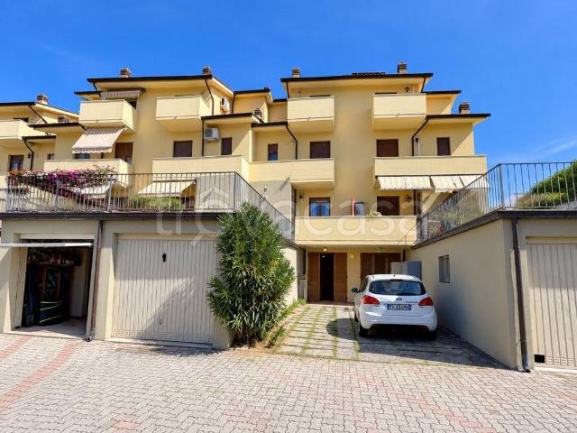 Villa Indipendente in vendita a Olmo, Arezzo