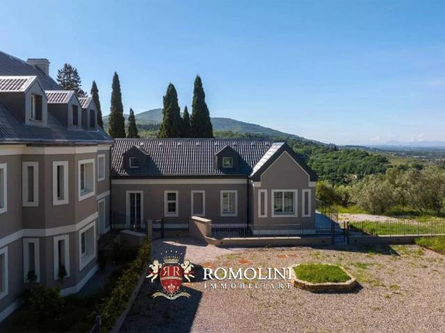 Villa Indipendente in vendita a Palazzo Del Pero, Toscana