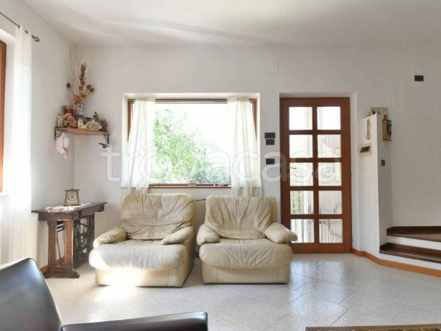 Villa Indipendente in vendita a Borgo Solestà, Ascoli Piceno