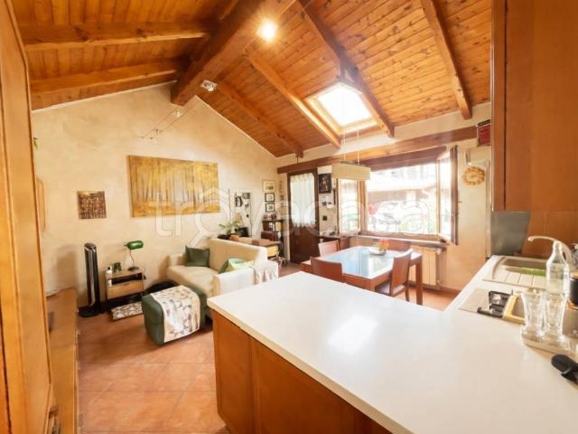 Villa Indipendente in vendita a Grangia, Piemonte