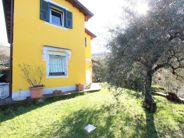 Villa Indipendente in vendita a Unione di comuni Montana Lunigiana, Aulla