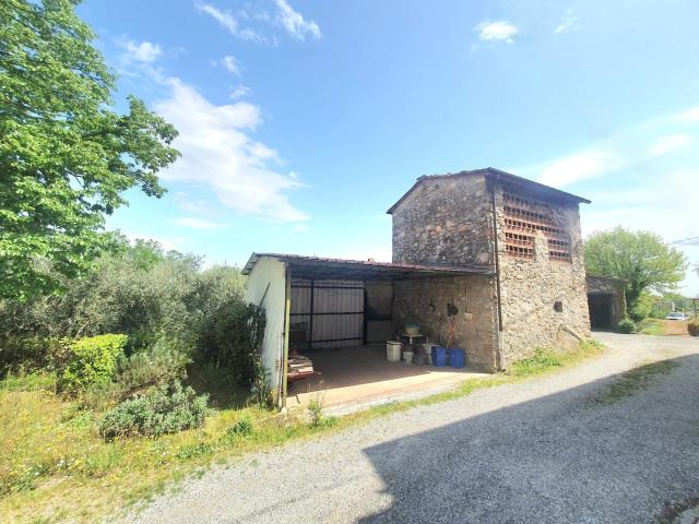 Villa Indipendente in vendita a Capannori, Toscana