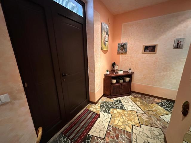Villa Indipendente in vendita a Castelnuovo Magra, Liguria