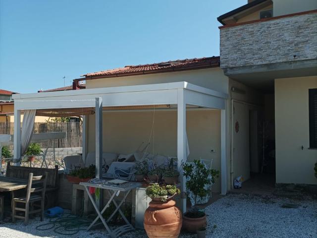 Villa Indipendente in vendita a Collesalvetti, Toscana