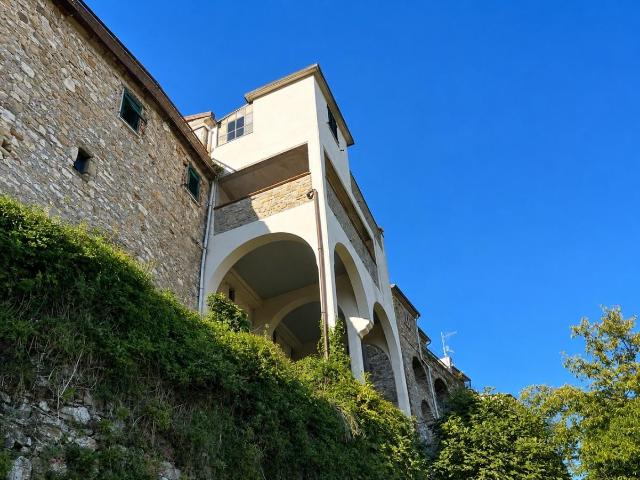 Villa Indipendente in vendita a Unione di comuni Montana Lunigiana, Fivizzano
