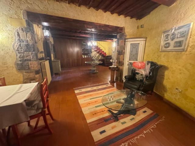 Villa Indipendente in vendita a Follonica, Toscana