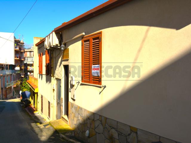 Villa Indipendente in vendita a III Circoscrizione, Messina