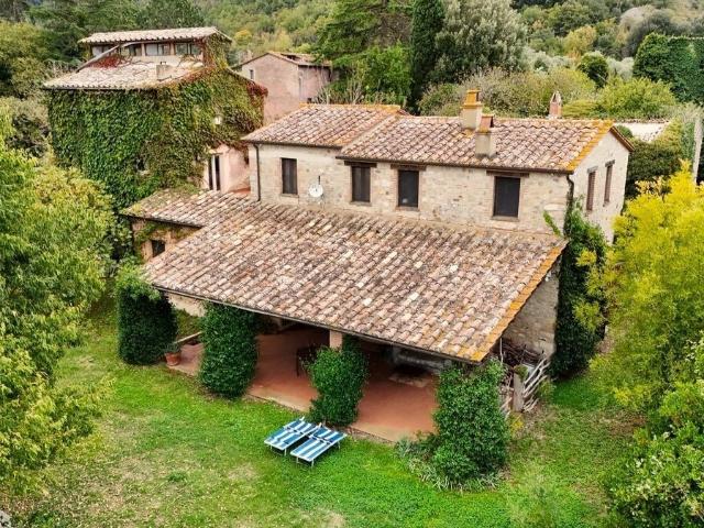 Villa Indipendente in vendita a Baschi, Umbria