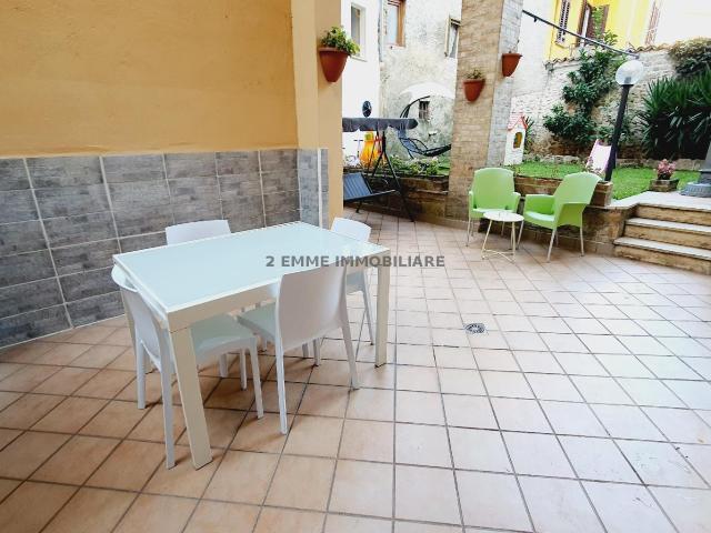 Villa Indipendente in vendita a Santa Maria Intervineas, Ascoli Piceno