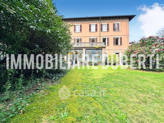 Villa Indipendente in vendita a Varano Borghi, Varese