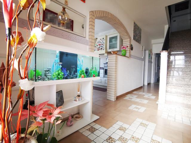 Villa Indipendente in vendita a Quartiere Trento e Trieste, Lanciano