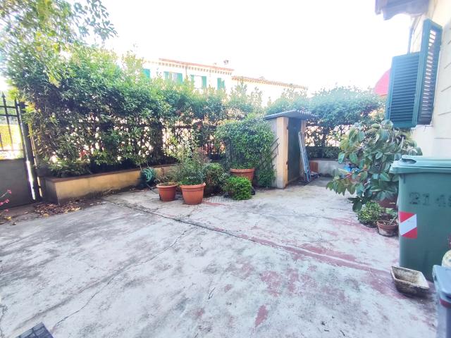 Villa Indipendente in vendita a Bagni Di Lucca Ponte, Toscana