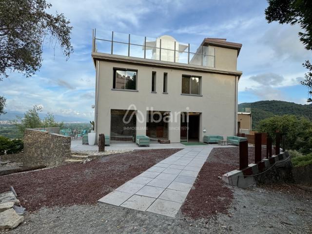 Villa Indipendente in vendita a Maralunga, Lerici