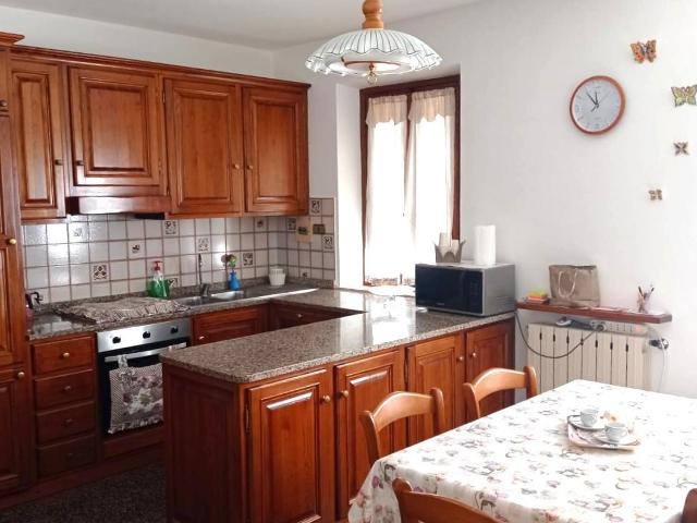 Villa Indipendente in vendita a San Cassiano a Vico, Bagni Di Lucca Ponte