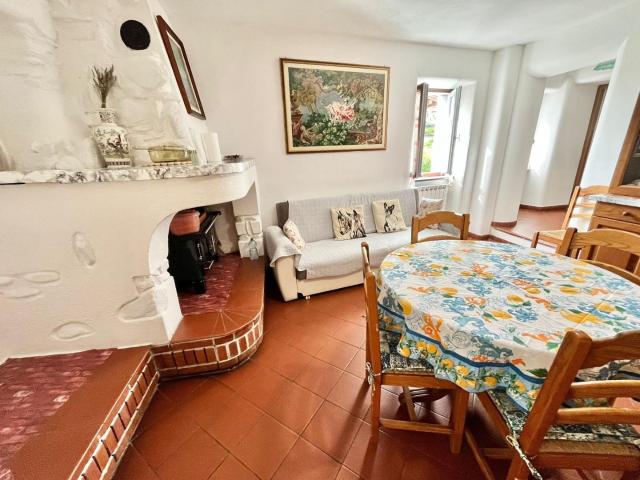 Villa Indipendente in vendita a San Carlo, Marina Di Massa