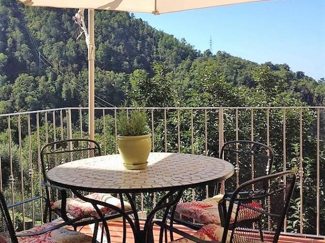 Villa Indipendente in vendita a Ca' di Cecco, Marina Di Massa