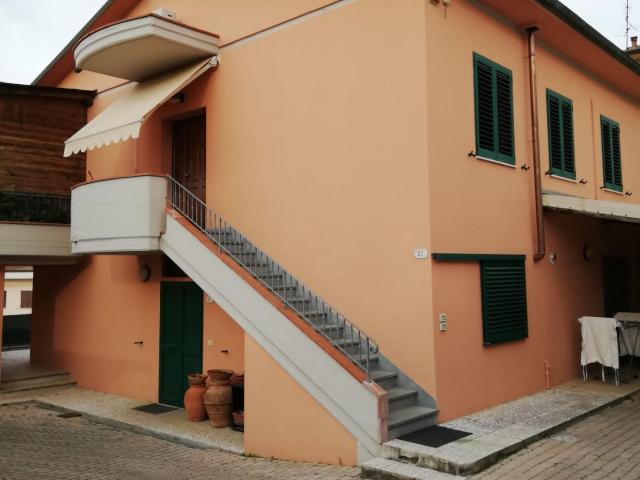 Villa Indipendente in vendita a Montopoli In Val D'arno, Toscana