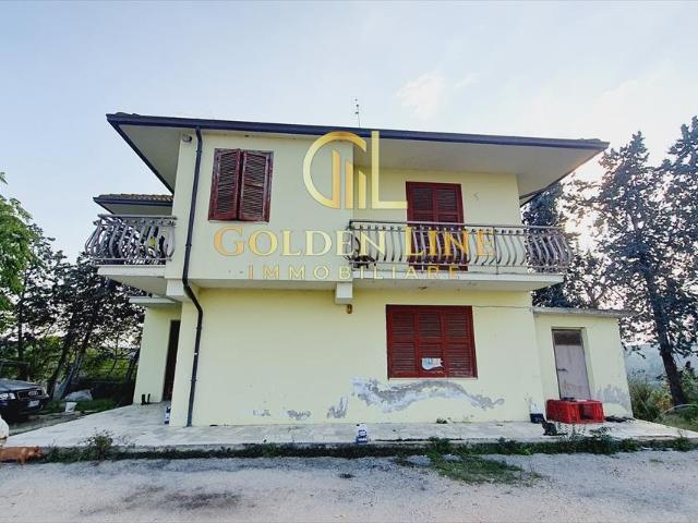 Villa Indipendente in vendita a Marche, Ascoli Piceno