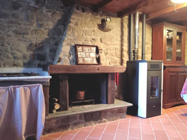 Villa Indipendente in vendita a Uzzano E Castello, Pistoia