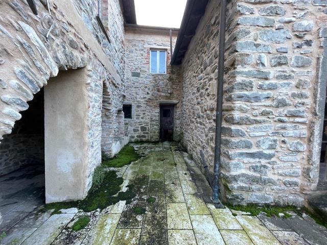Villa Indipendente in vendita a Case Corvi, Pontremoli