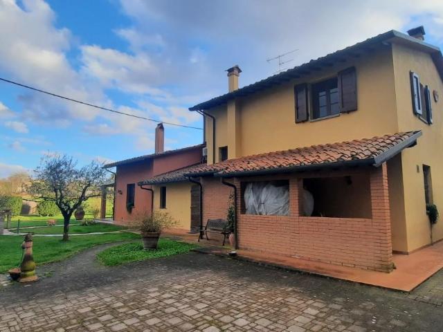 Villa Indipendente in vendita a Santa Croce Sull'arno, Toscana